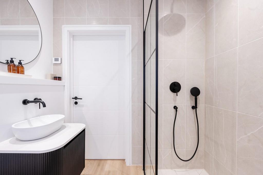 Shower Room/Guest WC