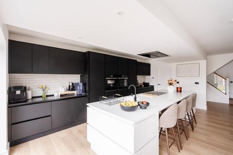 3 bedroom detached house for sale, Melinda Lane, St Osyth