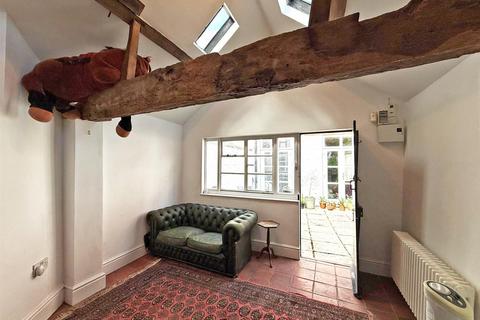 3 bedroom townhouse for sale, Cross Hill, Shrewsbury