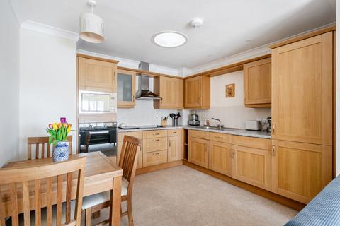 2 bedroom flat for sale, Shannon Way, Chandler's Ford, Eastleigh, Hampshire, SO53