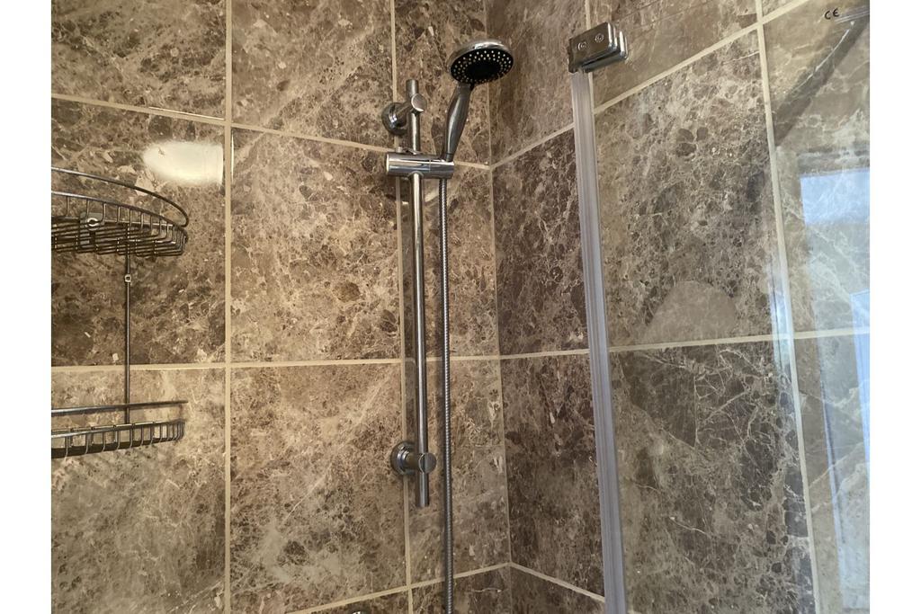 Master En-suite
