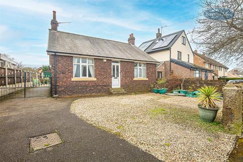 2 bedroom bungalow for sale, Broomfield Lane, Stocksbridge, Sheffield