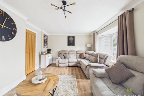 3 bedroom detached bungalow for sale, Hampton Fields, Oswestry