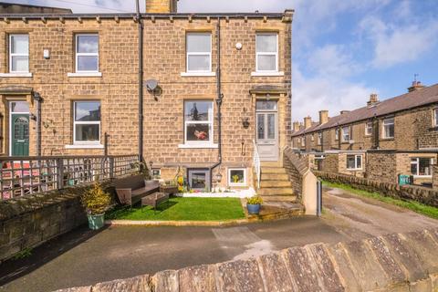 2 bedroom end of terrace house for sale, Owens Terrace, Holmfirth HD9