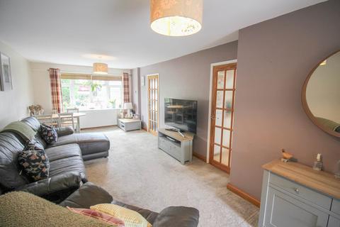 3 bedroom semi-detached house to rent, Hutton 3 Bedroom