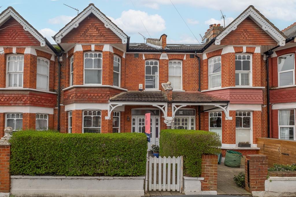 21-braemar-avenue...