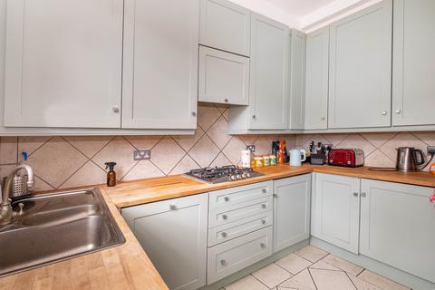 4 bedroom terraced house to rent, Braemar Avenue London SW19