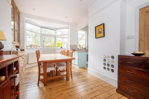 4 bedroom terraced house to rent, Braemar Avenue London SW19