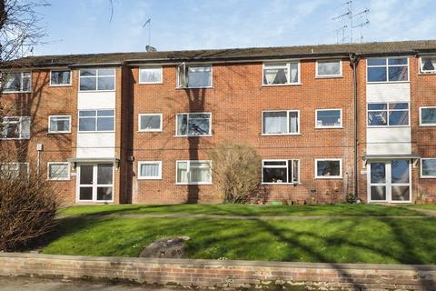 2 bedroom flat for sale, Flat 30, Darlaston Court, 123 Main Road, Meriden, Coventry, West Midlands CV7 7NJ