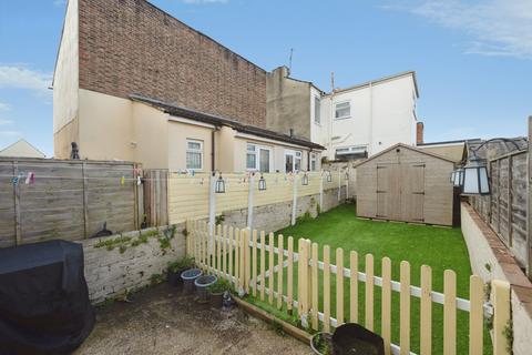 2 bedroom terraced house for sale, Lynn Road, Portsmouth, Hampshire, PO2
