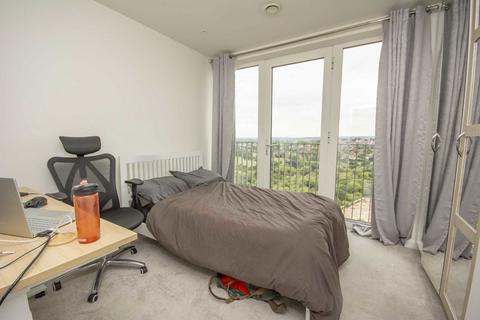 2 bedroom flat to rent, Moorhen Drive, London NW9