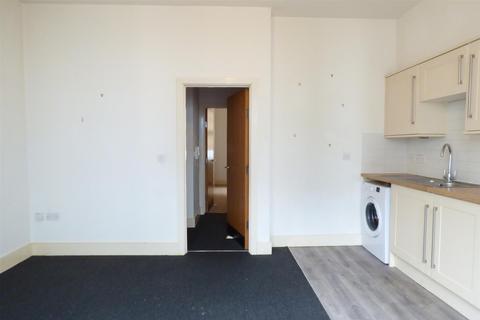 1 bedroom flat to rent, Zion Gardens, Brighton