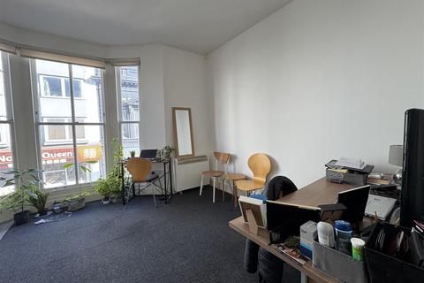 1 bedroom flat to rent, Zion Gardens, Brighton