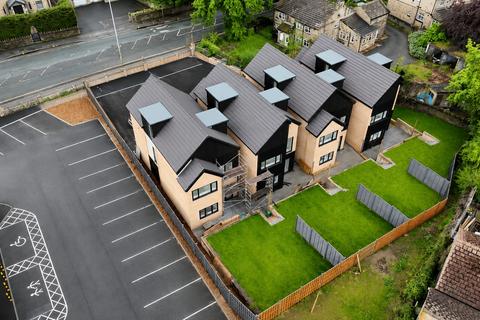 4 bedroom detached house for sale, Toller Lane, Bradford