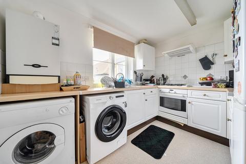 1 bedroom apartment for sale, Chinbrook Road, London