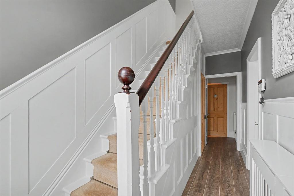Hallway.jpeg