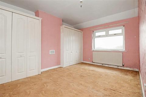 3 bedroom semi-detached house for sale, The Grove, BINGLEY