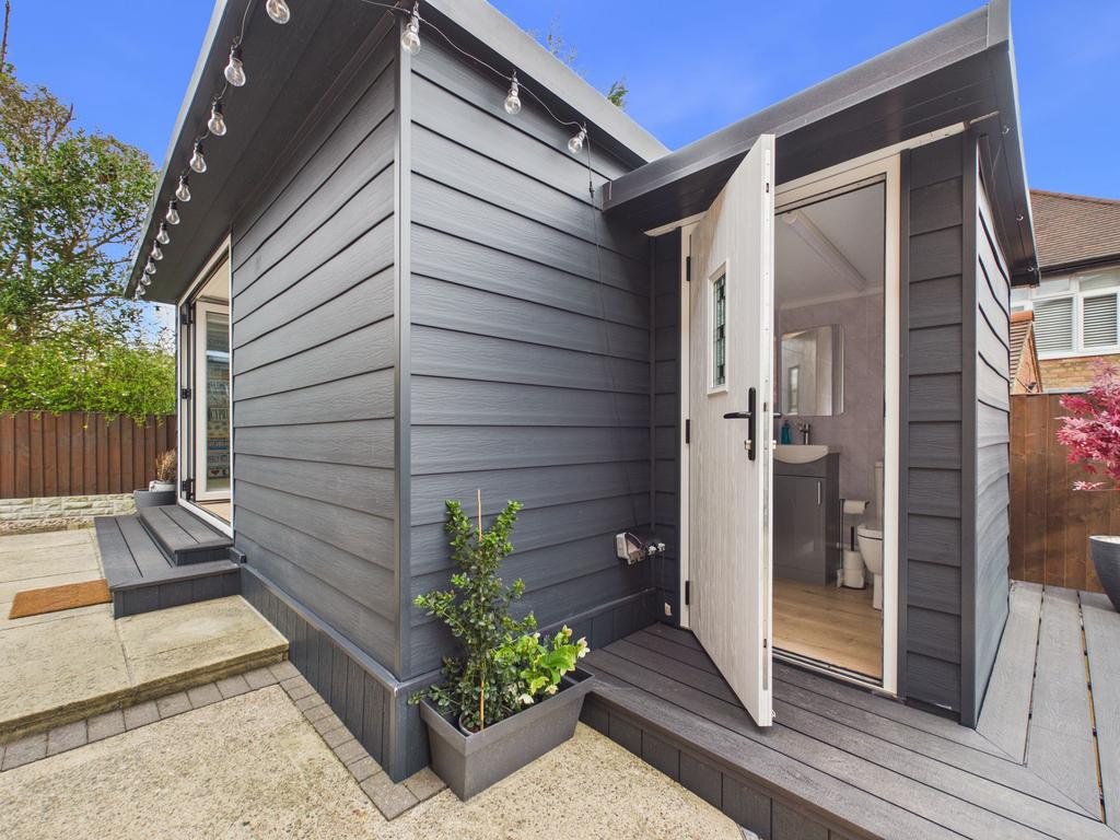 Outbuilding WC