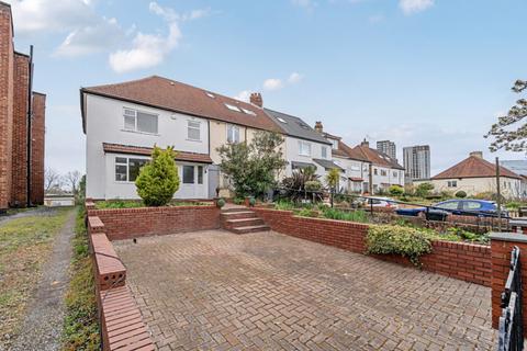 Lynton Terrace, Lynton Road, West Acton W3