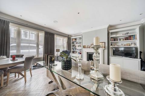 4 bedroom house to rent, Walham Yard, Fulham Broadway, London, SW6