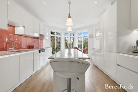 undefined, Park Drive, Upminster, RM14