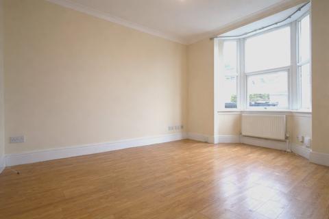 2 bedroom maisonette to rent, Ashford Road, Swindon, Wiltshire, SN1