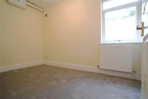 2 bedroom maisonette to rent, Ashford Road, Swindon, Wiltshire, SN1
