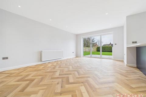 undefined, Erw Ffynnon, Queen Street, Treuddyn, Mold