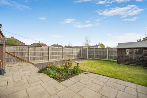 3 bedroom semi-detached house for sale, Belmont Drive, Saltney Ferry, CH4