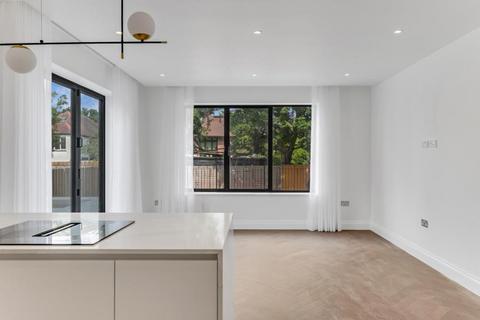2 bedroom apartment to rent, Beechcroft Avenue, Golders Green, NW11