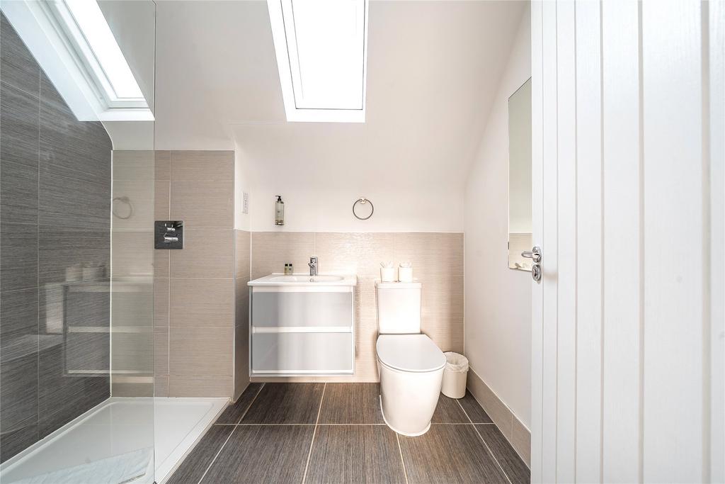 Bed Two En Suite