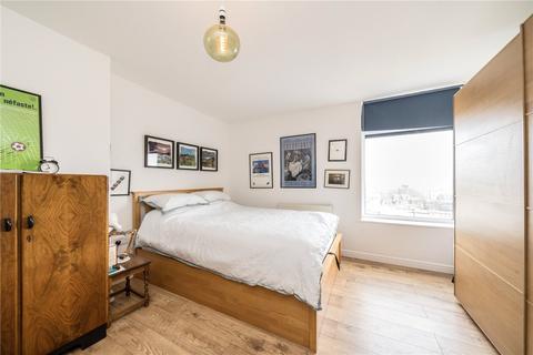 2 bedroom flat for sale, Vanguard House, 70 Martello Street, London, E8