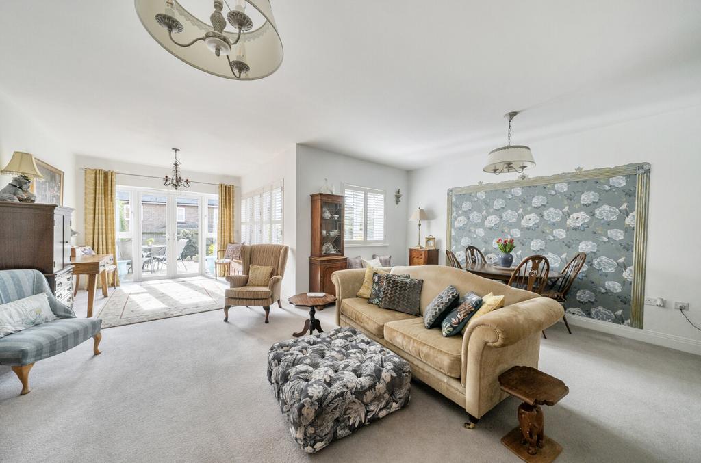 1433955-12-69c3bf...