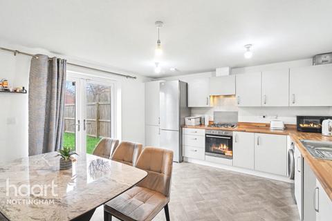 3 bedroom townhouse for sale, Arkwright Walk, The Meadows