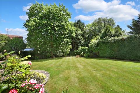 6 bedroom detached house for sale, Dukes Wood Drive, Gerrards Cross, Buckinghamshire