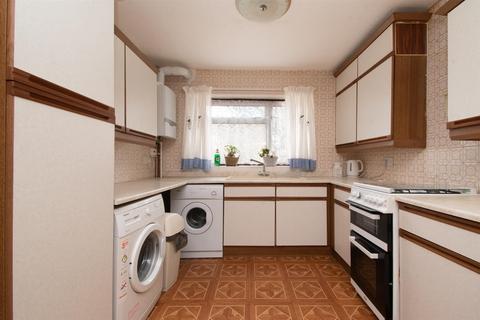 undefined, Broadlands, Hastings