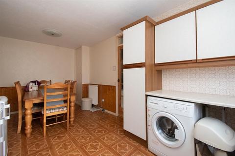 undefined, Broadlands, Hastings