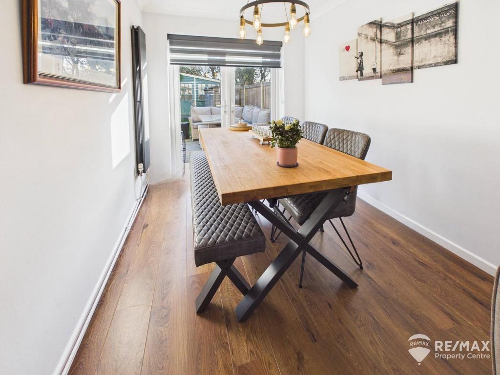 Living Room / Diner