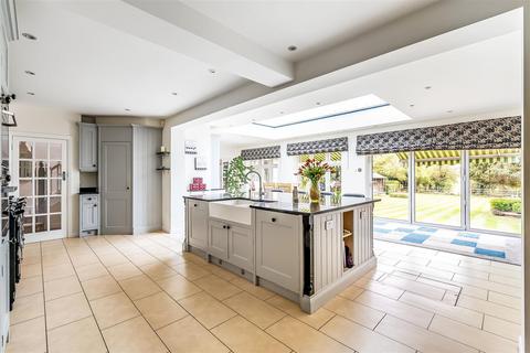 undefined, Golf Side, Cheam, Sutton