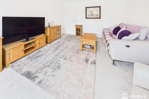 3 bedroom detached bungalow for sale, Yeomanry Gardens, Dovercourt, Harwich