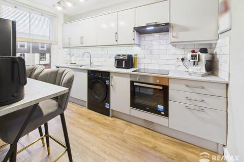 1 bedroom flat for sale, Quayside Court, The Quay, Harwich