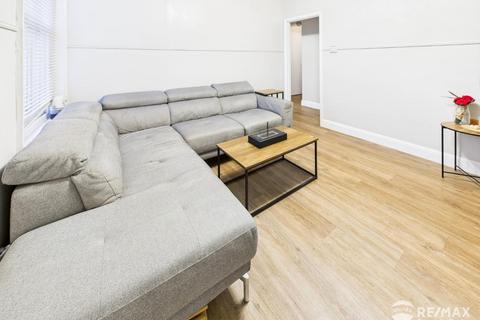1 bedroom flat for sale, Quayside Court, The Quay, Harwich
