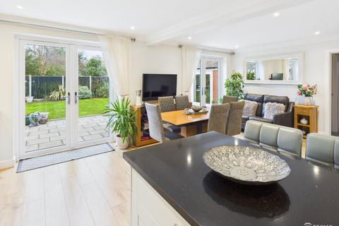 4 bedroom detached house for sale, Clacton Road, Elmstead, Colchester