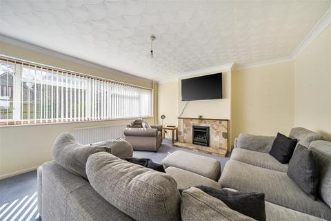 3 bedroom semi-detached house for sale, Brooklands, Headcorn