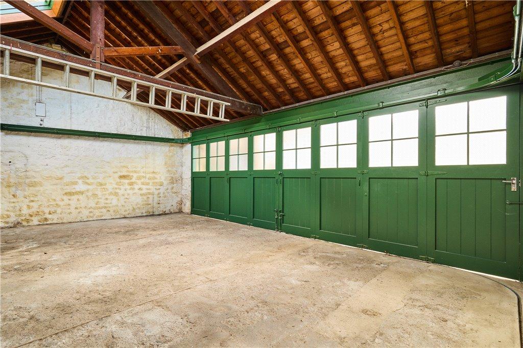 Triple Garage