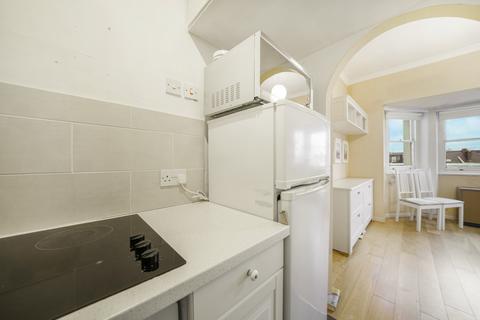 Studio for sale, Colville Gardens, W11