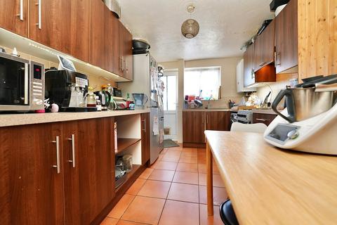 3 bedroom terraced house for sale, Elm Close, Huntingdon, PE29