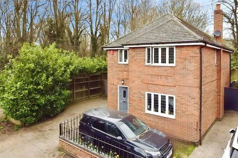4 bedroom detached house for sale, Welbeck Avenue, Hinckley LE10