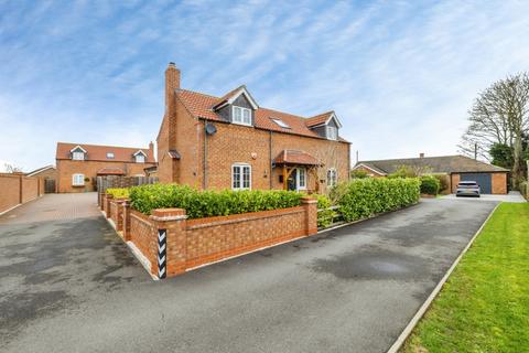 undefined, Orchard Close, Lincoln LN4