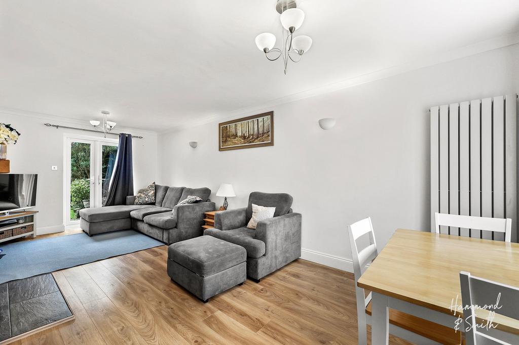 Lounge / Dining Room